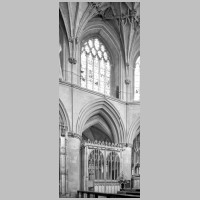 Tewkesbury Abbey, photo by Heinz Theuerkauf,4.jpg